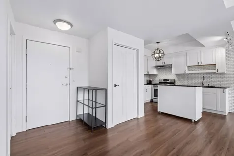 2566 Ellis Avenue Saint Paul MN 55114