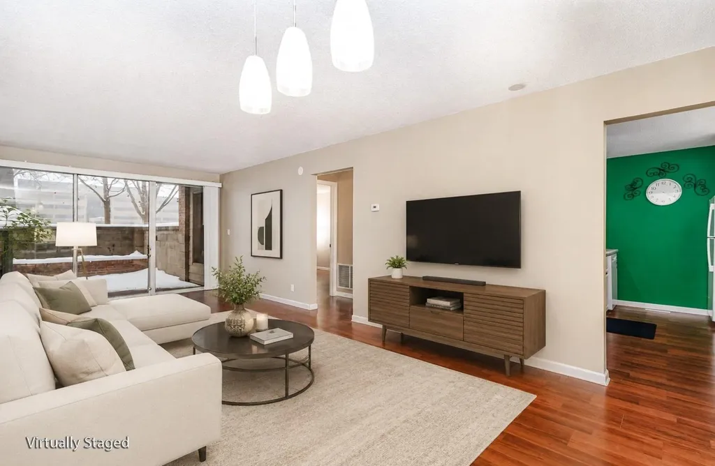 6423 Colony Way Edina MN 55435