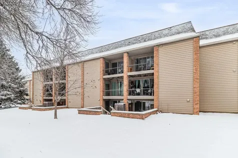 6423 Colony Way Edina MN 55435