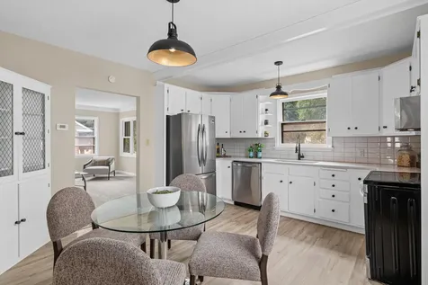 1394 Mackubin Street Saint Paul MN 55117