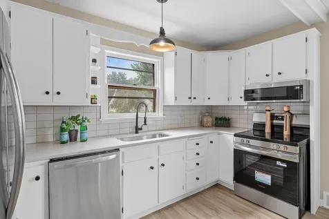 1394 Mackubin Street Saint Paul MN 55117
