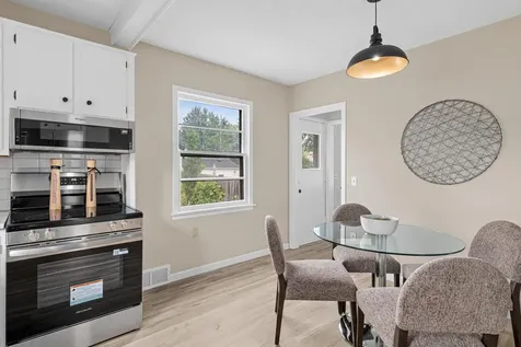 1394 Mackubin Street Saint Paul MN 55117