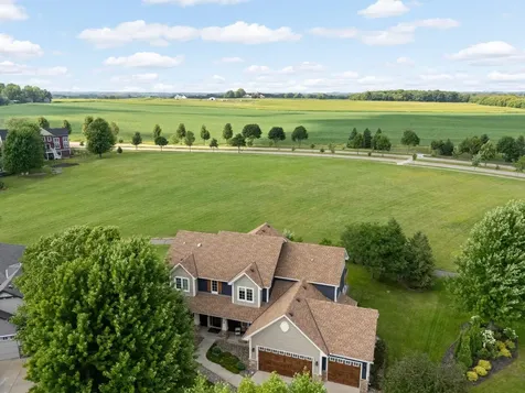 1004 Freedom Court Northfield MN 55057