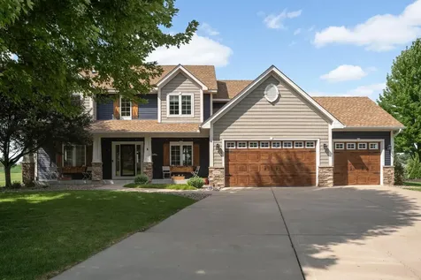 1004 Freedom Court Northfield MN 55057