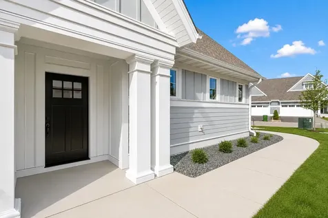 48 Spring Farm Road North Oaks MN 55127