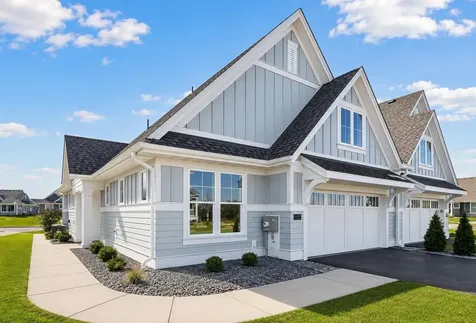 48 Spring Farm Road North Oaks MN 55127