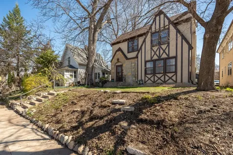4909 Xerxes Avenue S Minneapolis MN 55410