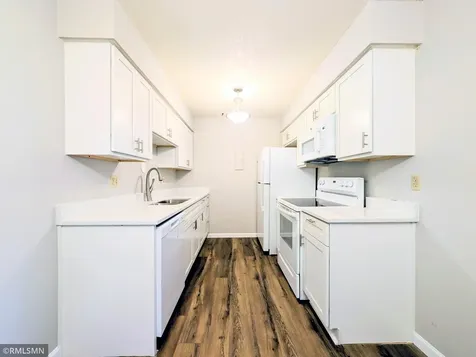 2700 Dale Street N Roseville MN 55113