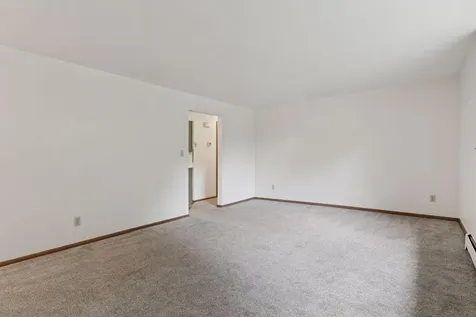84 Logan Avenue W West Saint Paul MN 55118
