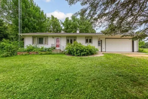 52621 Valley View Circle Mankato MN 56003