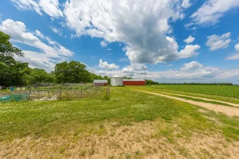 52621 Valley View Circle Mankato MN 56003
