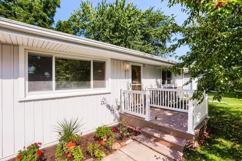 927 Birch Street S Cambridge MN 55008