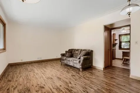 927 Birch Street S Cambridge MN 55008
