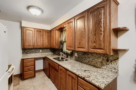 927 Birch Street S Cambridge MN 55008