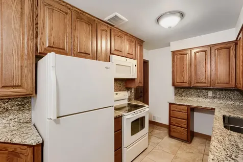 927 Birch Street S Cambridge MN 55008