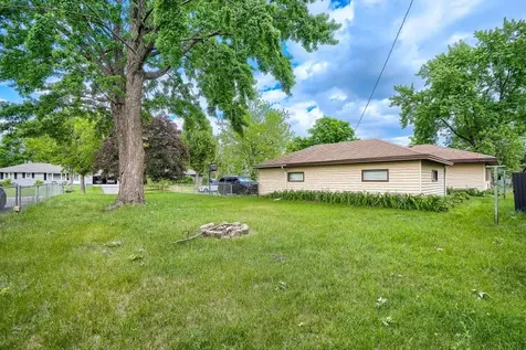 11256 Arrowhead Street NW Coon Rapids MN 55433