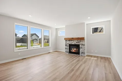 17924 Headwaters Drive Lakeville MN 55044