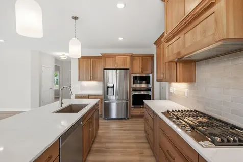 17924 Headwaters Drive Lakeville MN 55044