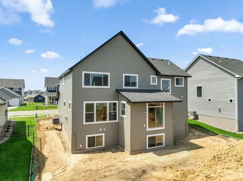 17924 Headwaters Drive Lakeville MN 55044