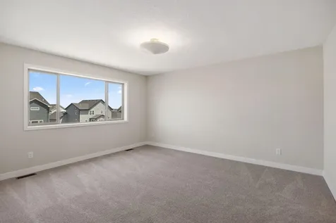17924 Headwaters Drive Lakeville MN 55044