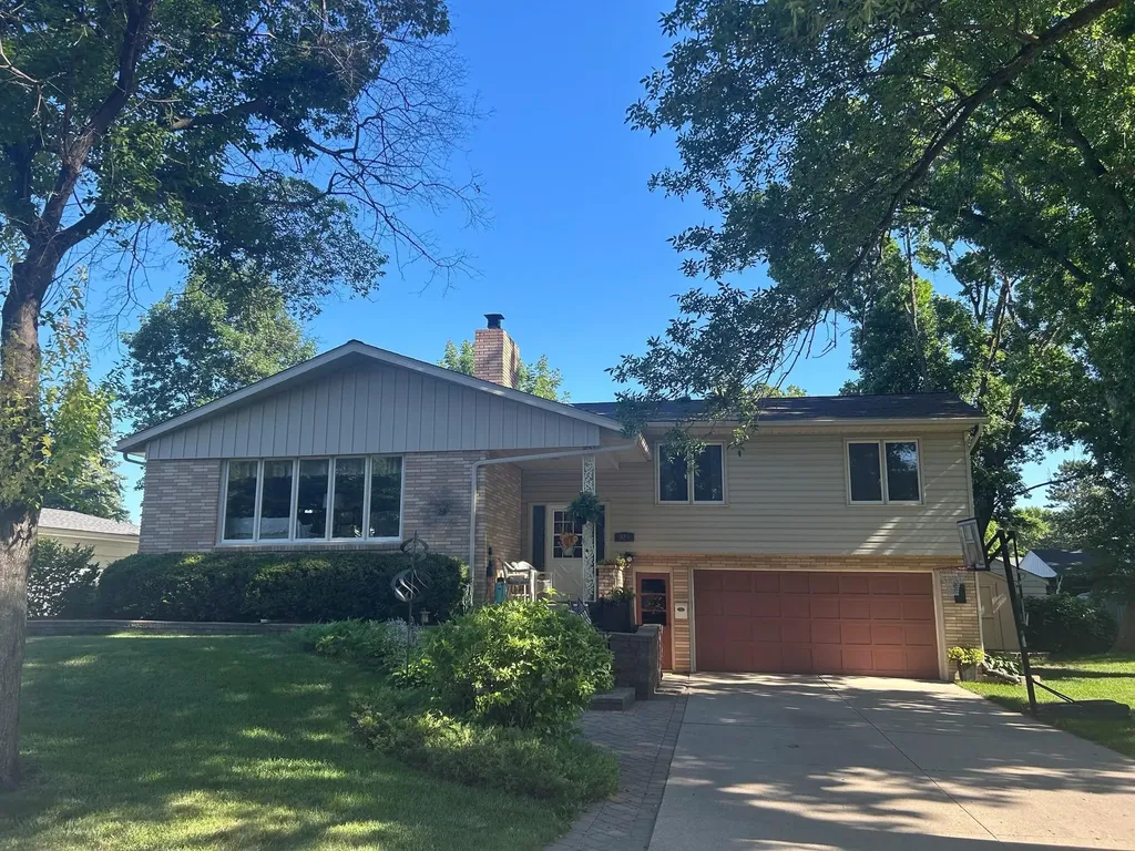 920 Meadow Lane Willmar MN 56201