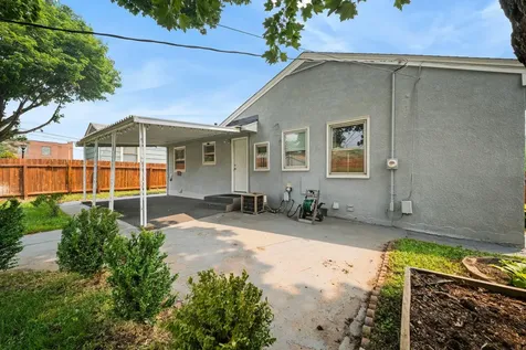 471 White Bear Avenue N Saint Paul MN 55106