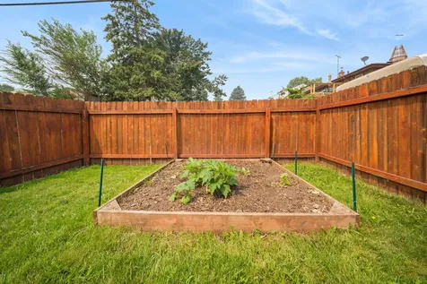 471 White Bear Avenue N Saint Paul MN 55106