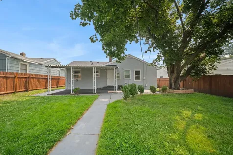471 White Bear Avenue N Saint Paul MN 55106