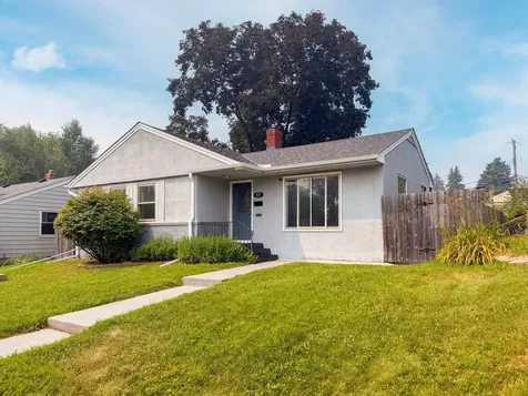 471 White Bear Avenue N Saint Paul MN 55106