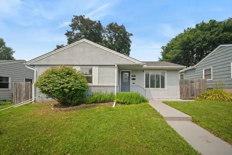 471 White Bear Avenue N Saint Paul MN 55106