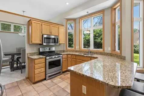 8901 Dunbar Knoll N Brooklyn Park MN 55443