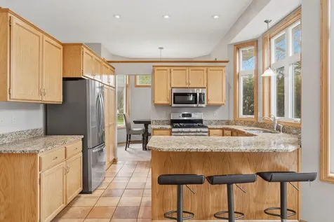 8901 Dunbar Knoll N Brooklyn Park MN 55443
