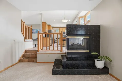 8901 Dunbar Knoll N Brooklyn Park MN 55443