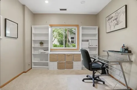 8901 Dunbar Knoll N Brooklyn Park MN 55443
