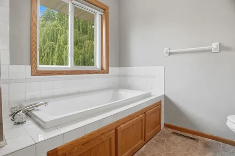 8901 Dunbar Knoll N Brooklyn Park MN 55443