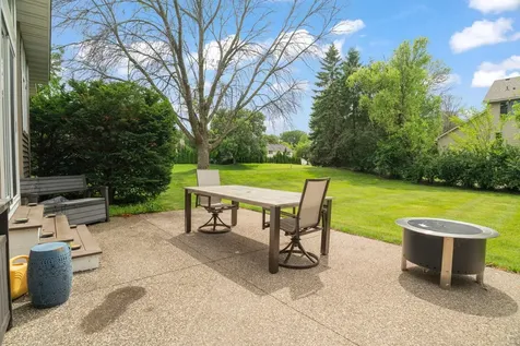 8901 Dunbar Knoll N Brooklyn Park MN 55443