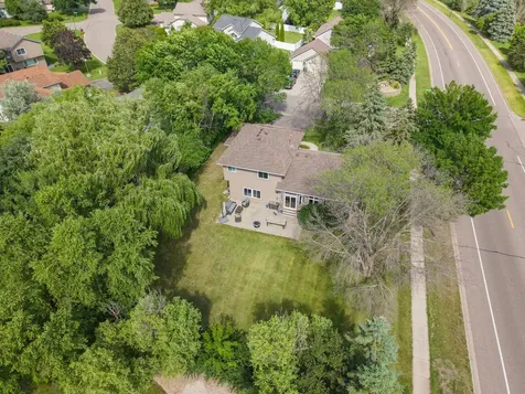 8901 Dunbar Knoll N Brooklyn Park MN 55443