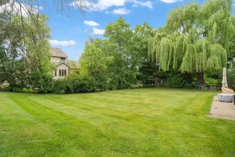 8901 Dunbar Knoll N Brooklyn Park MN 55443