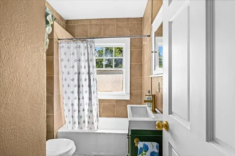 202 Ashland Avenue Carlton MN 55718