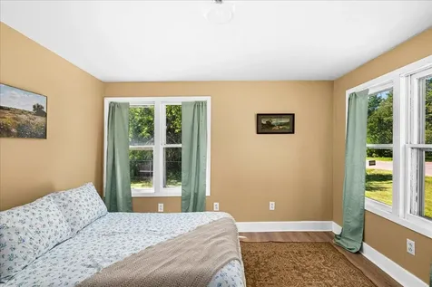 202 Ashland Avenue Carlton MN 55718