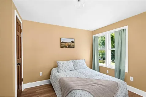 202 Ashland Avenue Carlton MN 55718