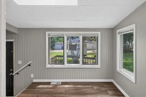 1154 Lawson Avenue E Saint Paul MN 55106