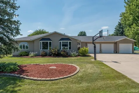 432 3rd Avenue Pemberton MN 56078