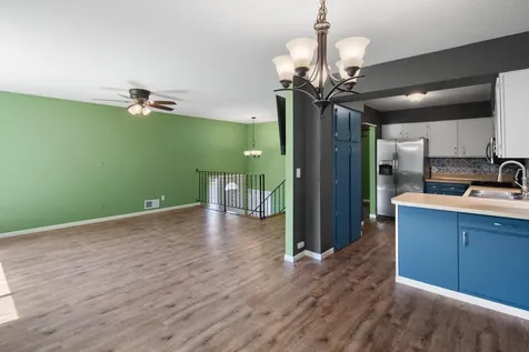 13986 Herald Way Apple Valley MN 55124