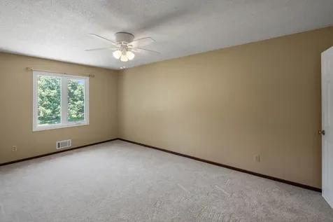 13986 Herald Way Apple Valley MN 55124
