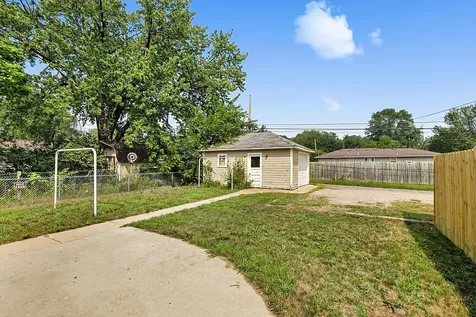 122 30th Avenue N Saint Cloud MN 56303