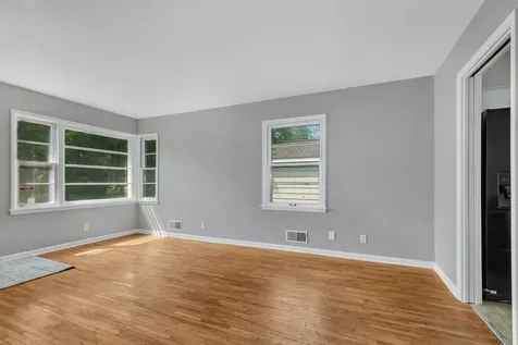 122 30th Avenue N Saint Cloud MN 56303