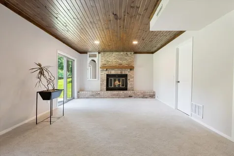 12738 Gordon Drive Eden Prairie MN 55346