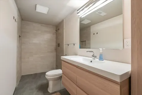 12738 Gordon Drive Eden Prairie MN 55346