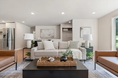 12738 Gordon Drive Eden Prairie MN 55346